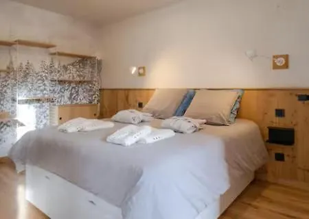 Solski, Luxe, Jacuzzi, Piscine, Sauna, Cinema Avec Majordome シャレー *