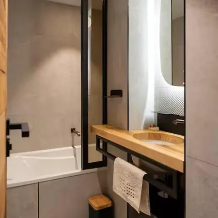 Solski, Luxe, Jacuzzi, Piscine, Sauna, Cinéma Avec Majordome Chalet *